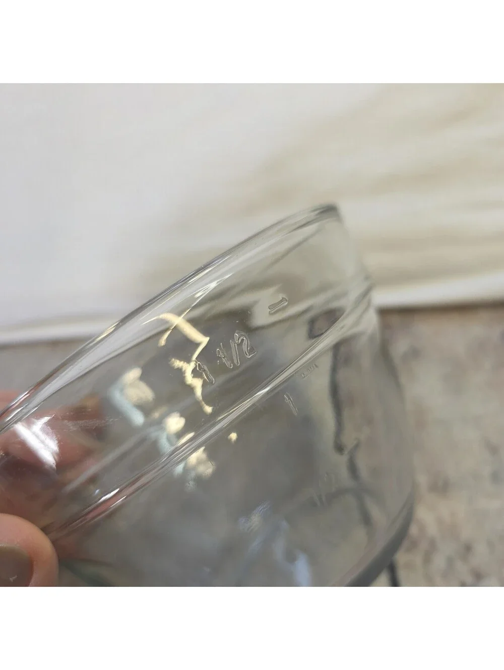 The Pampered Chef 1 1/2 Cup/375ml Clear Glass Measuring Storage Bowl Cup